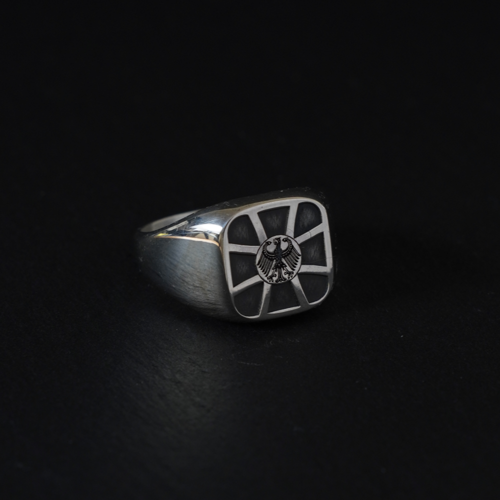 Siegelring mit Veteranenabzeichen der Bundeswehr